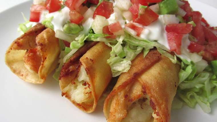 3 Chicken Flautas
